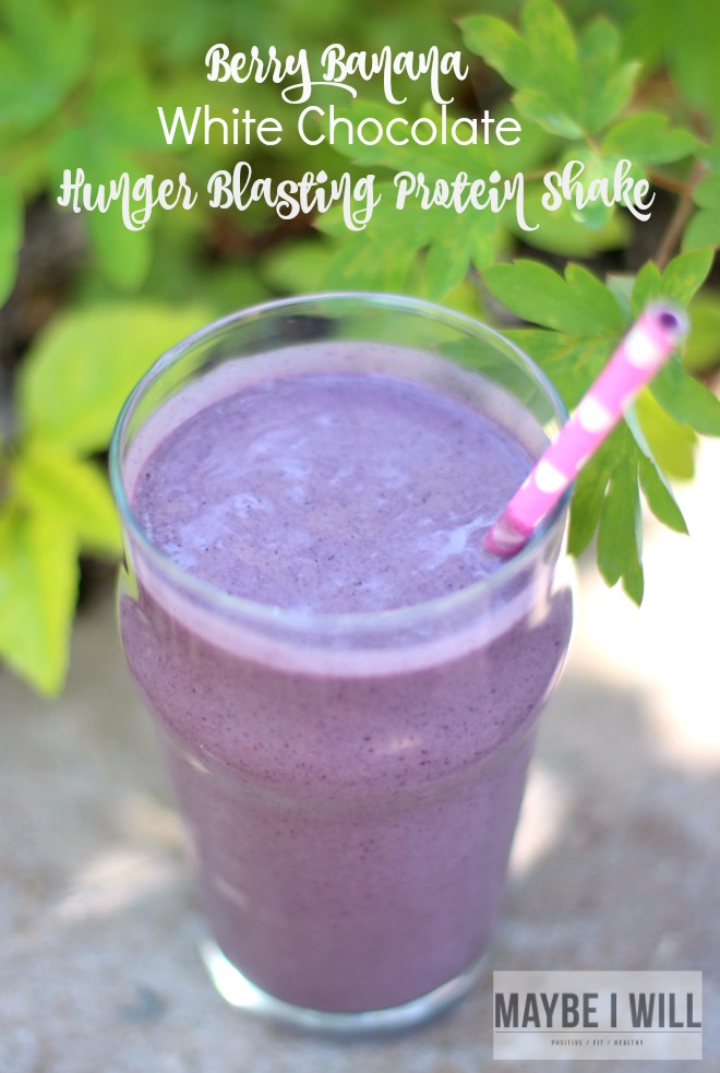 Berry Banana White Chocolate Hunger Blasting Protein Shake! OMG so good and keeps YOU full for 5 hrs with the help of secret ingredient #AppeFiIT From @vitaminshoppe #ad