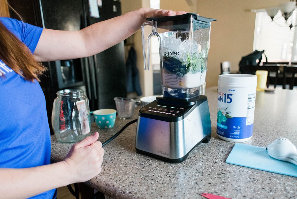 The perfect light and refreshing shake, perfect for post workout - this green goddess protein shake is full of nutrient rich ingredients to help you glow!