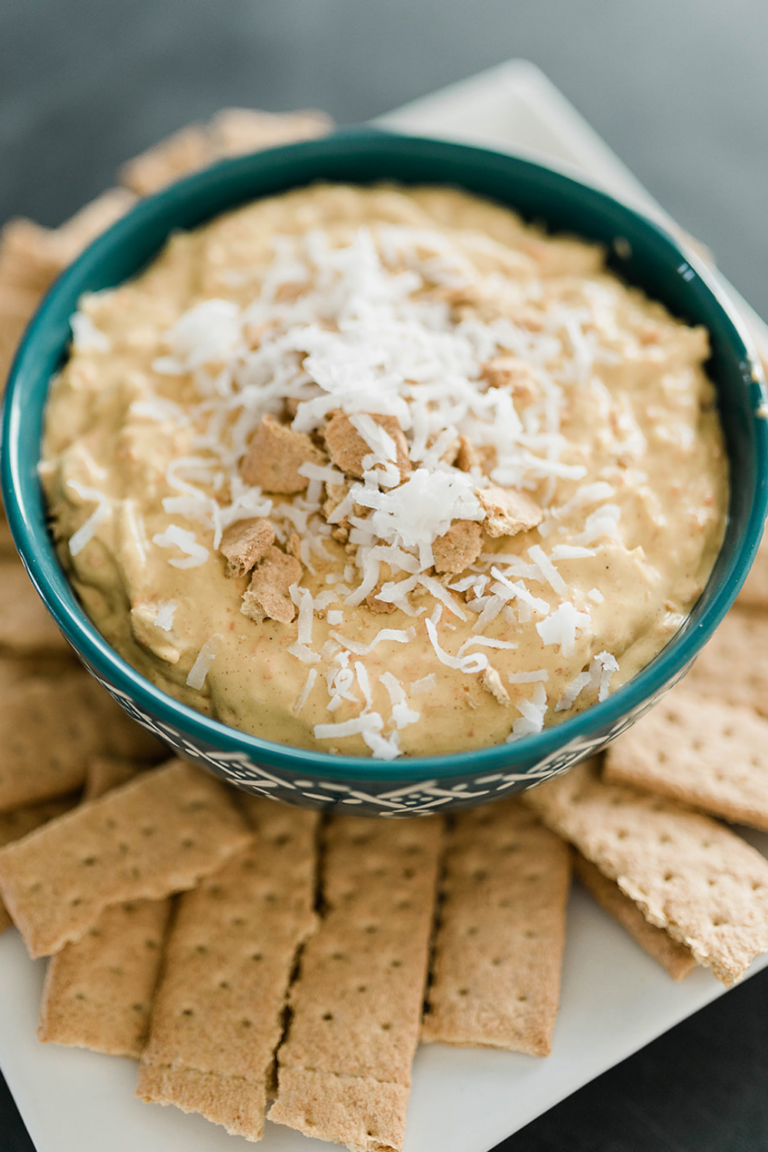 Simple + Delicious Carrot Cake Dip – Sure To Be a Hit!